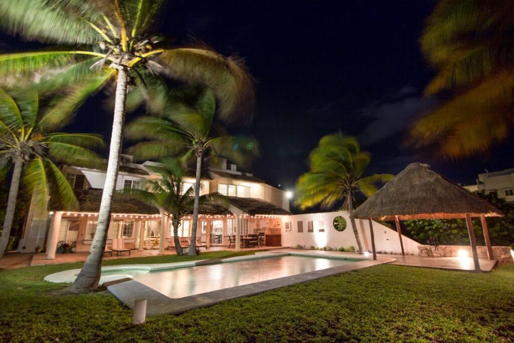 El Meco Beachfront & Private Pool Villa By Casa Paraiso Cancún Exterior foto